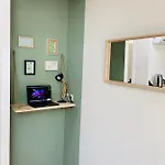 Apartment Warm & Wood