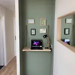 Apartment Warm & Wood