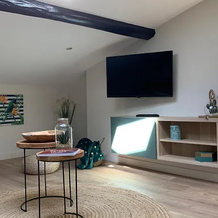 Apartment Warm & Wood *