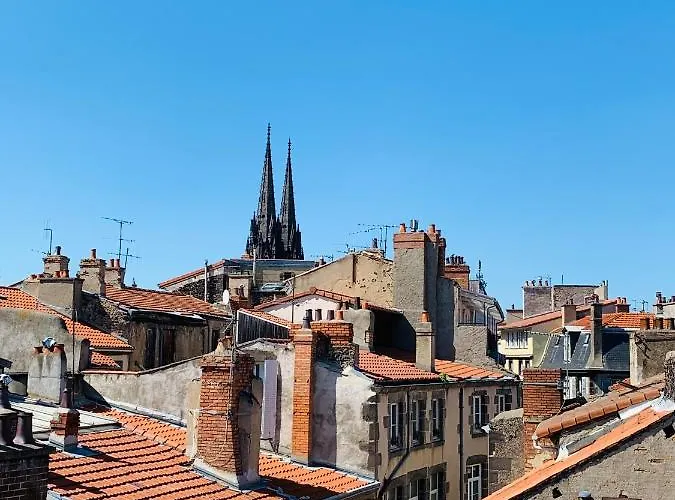 Apartment Warm & Wood