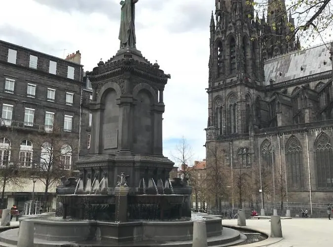 Warm & Wood Clermont-Ferrand